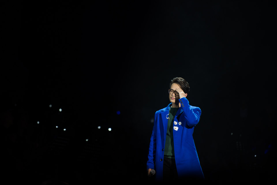 Mỹ Tâm lần đầu tựa vai Hà Anh Tuấn, cùng hát về thời thanh xuân